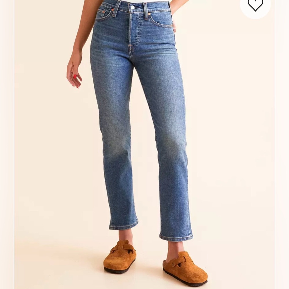 Levi’s “Wedgie” Classic Blue Denim Jeans, Size 25